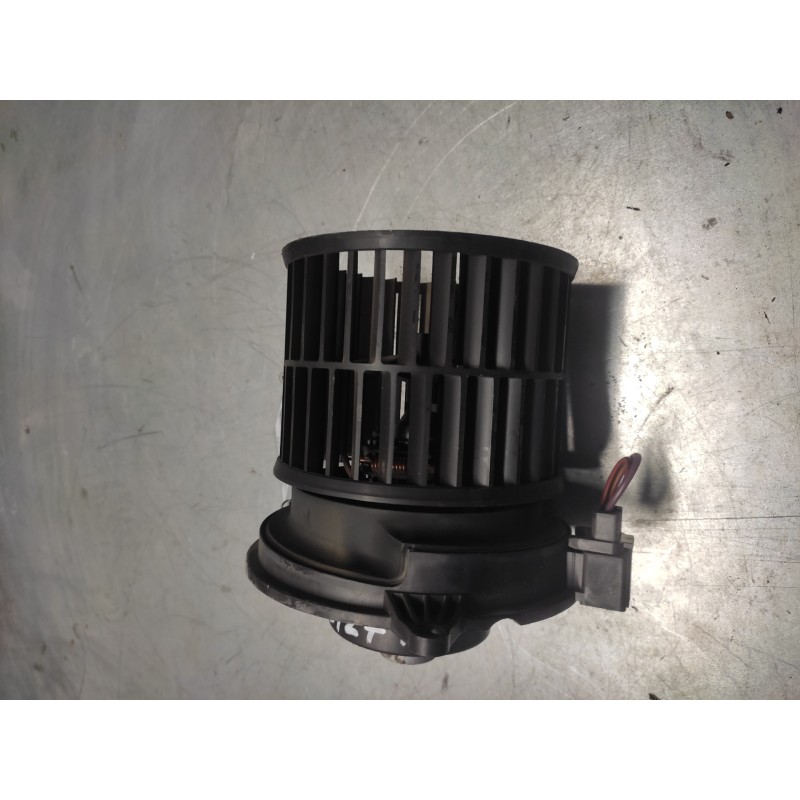Recambio de ventilador calefaccion para ford fiesta (cbk) ambiente referencia OEM IAM 2