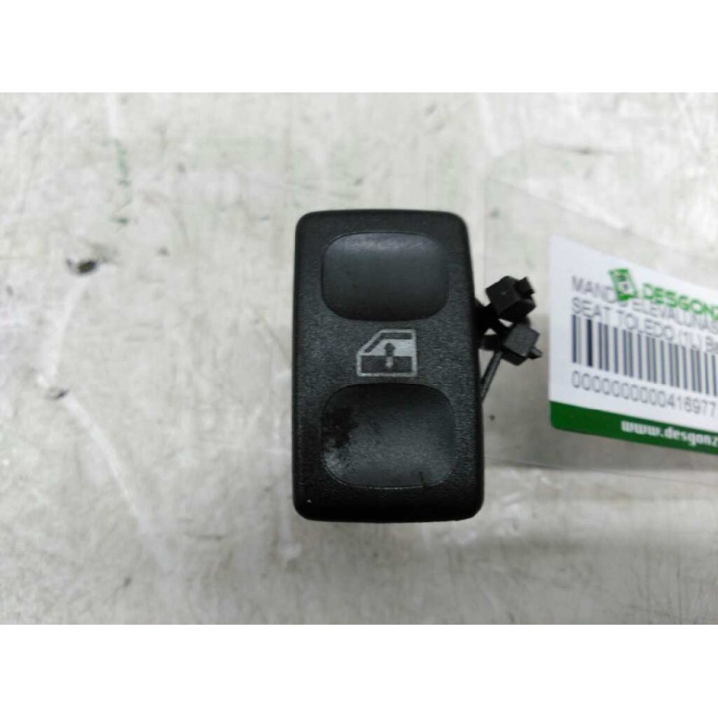 Recambio de mando elevalunas delantero izquierdo para seat toledo (1l) base referencia OEM IAM 1L0959855  