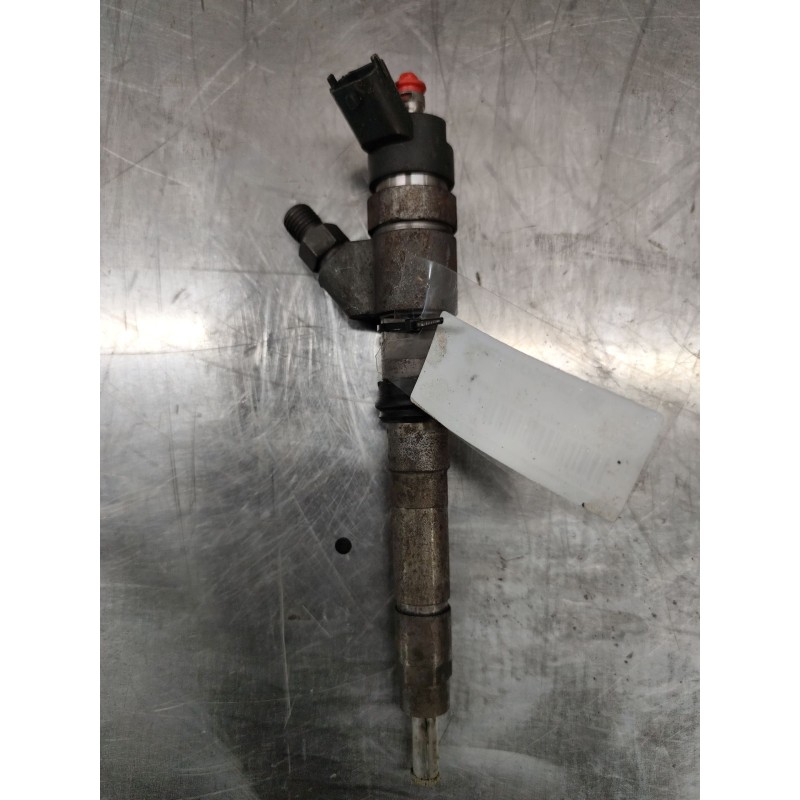 Recambio de inyector para iveco daily caja cerrada (1999 =>) referencia OEM IAM 0445120011  