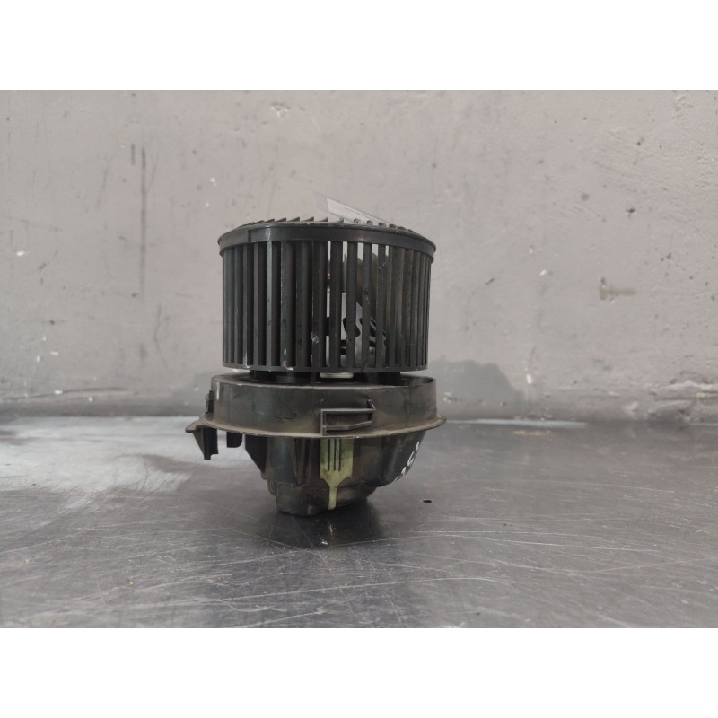 Recambio de ventilador calefaccion para peugeot 207 sw confort referencia OEM IAM NN102992G  