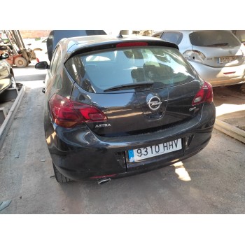 opel astra j lim. del año 2012