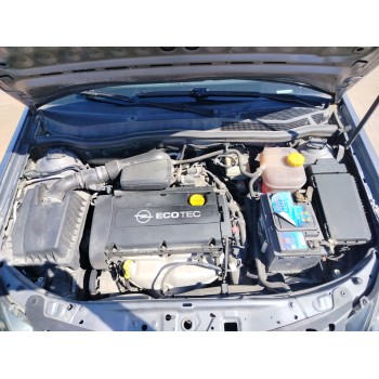 opel astra h berlina del año 2006