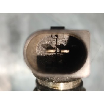 Recambio de inyector para renault megane iii hatchback (bz0/1_, b3_) 1.5 dci referencia OEM IAM H8200204788  