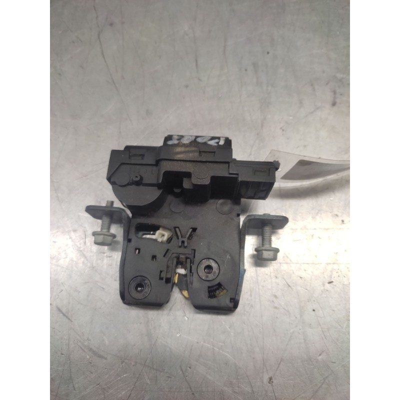 Recambio de cerradura maletero / porton para nissan primera berlina (p12) acenta referencia OEM IAM  4 PINS 2