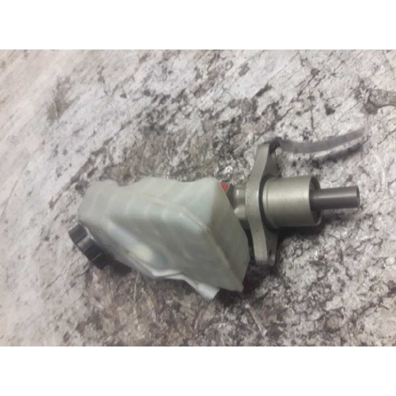 Recambio de bomba freno para ford focus berlina (cap) ghia referencia OEM IAM 03350891031 - Blanco 2