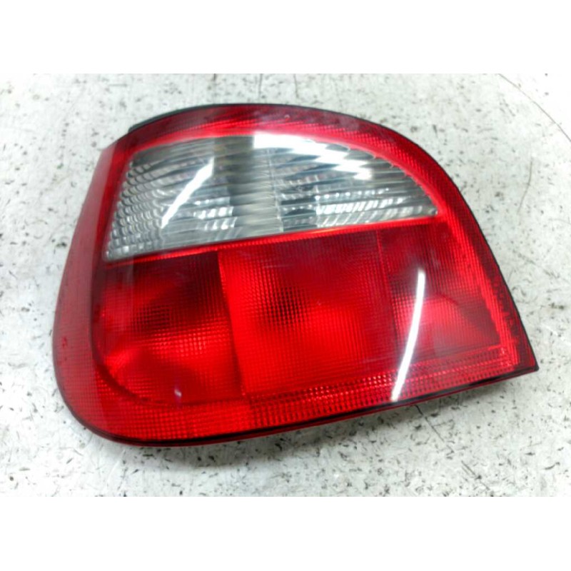 Recambio de piloto trasero izquierdo para renault megane i fase 2 berlina (ba0) 1.4 16v privilege referencia OEM IAM 7700428320 - Azul