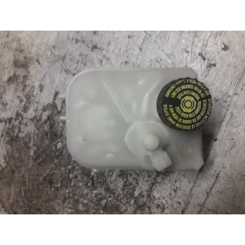 Recambio de bomba freno para peugeot partner (s2) combi plus referencia OEM IAM 21028799 - Gris 2