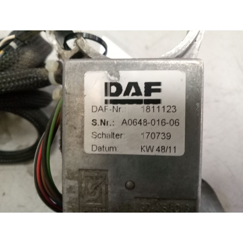 Recambio de mando intermitentes para daf serie xf105.510 12.9 diesel referencia OEM IAM 1811123 - Blanco 6
