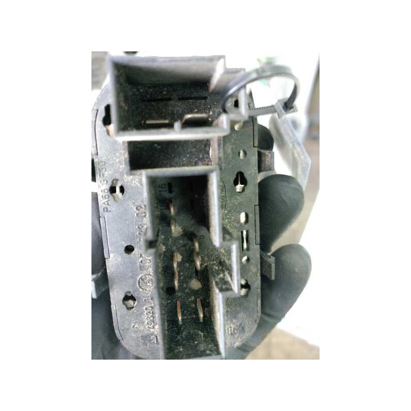 Recambio de mando elevalunas delantero izquierdo para ford focus berlina (cak) ambiente referencia OEM IAM 2