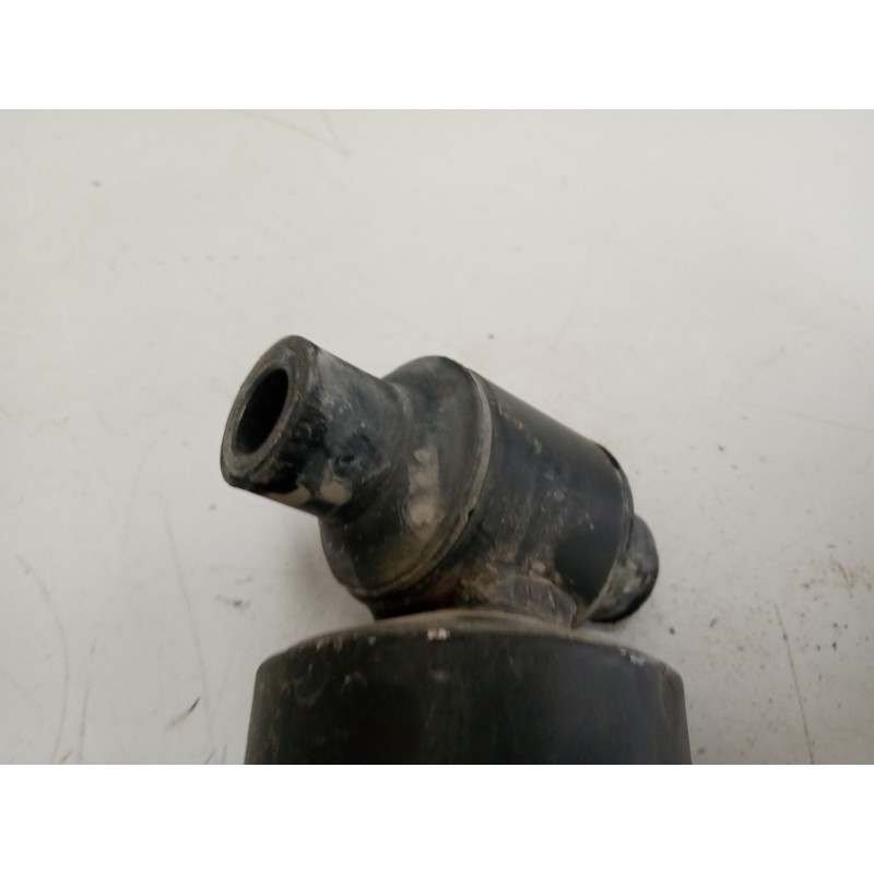 Recambio de amortiguador trasero para volvo fm 12 2002  12.1 diesel (d12d420) referencia OEM IAM 20585556 MARCA :DT 750730221 - Blanco 2