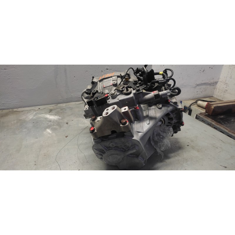 Recambio de caja cambios para hyundai accent (mc) gl referencia OEM IAM P61763 - Blanco 3