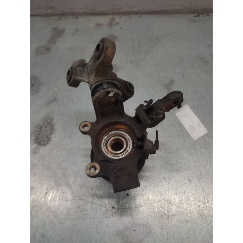 Recambio de mangueta delantera derecha para nissan primera berlina (p12) acenta referencia OEM IAM 2