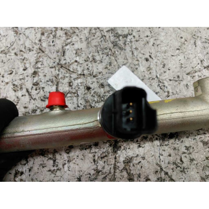 Recambio de rampa inyectora para peugeot 406 berlina (s1/s2) srdt referencia OEM IAM 0445214019 BOSCH - Azul 3