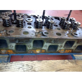 Recambio de culata para pegaso trucks serie 1200 1236 referencia OEM IAM 3EM406715  