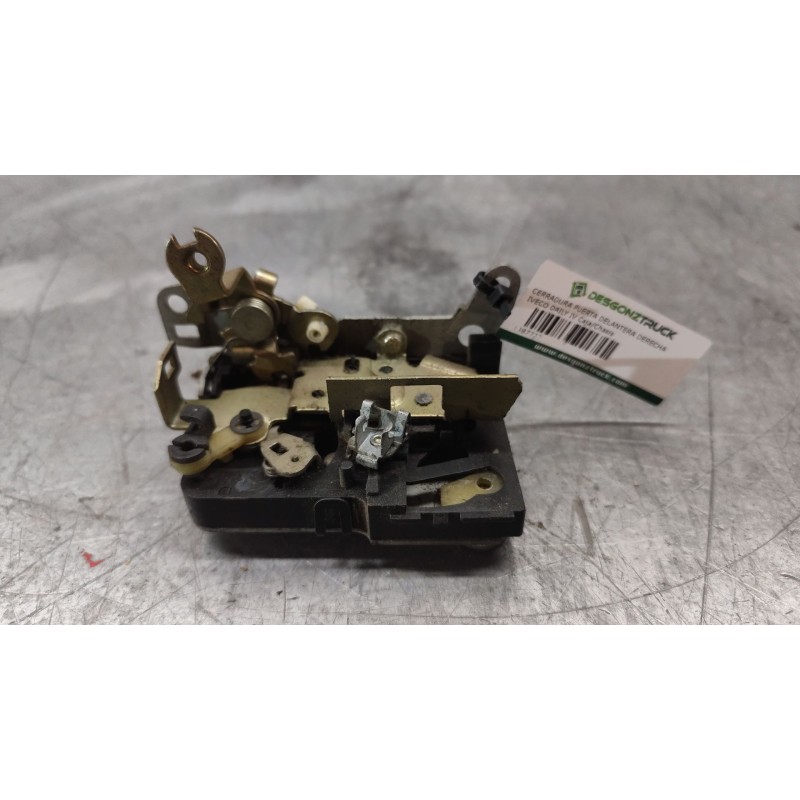Recambio de cerradura puerta delantera derecha para iveco daily iv caja/chasis 35c15 referencia OEM IAM   