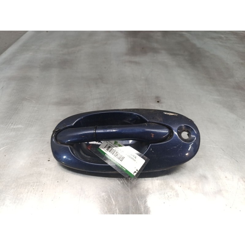 Recambio de maneta exterior delantera izquierda para kia carnival ii (gq) 2.9 crdi referencia OEM IAM   