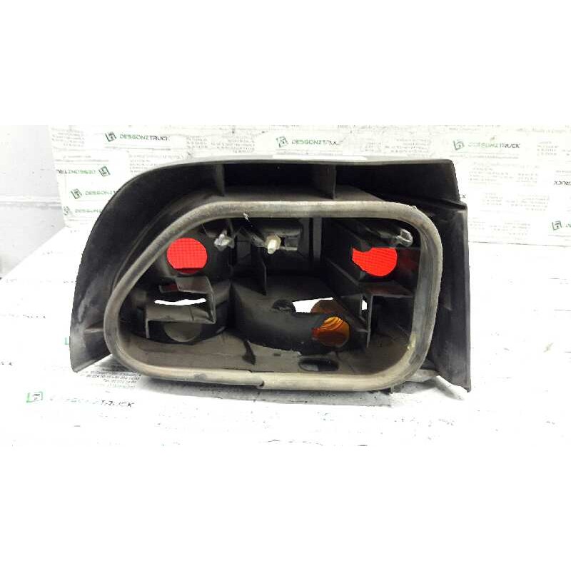 Recambio de piloto trasero izquierdo para renault clio i phase iii 1.8 initiale paris referencia OEM IAM 2