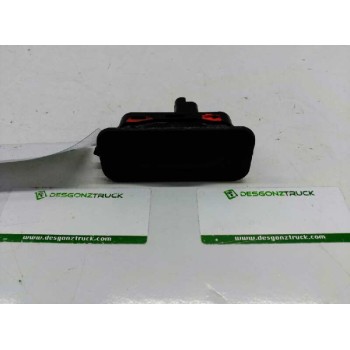 Recambio de boton apertura maleteroporton para renault megane ii berlina 5p dynamique referencia OEM IAM 8200076256  