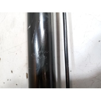 Recambio de brazo elevacion cabina para renault magnum ab 2005 referencia OEM IAM 5010629108  