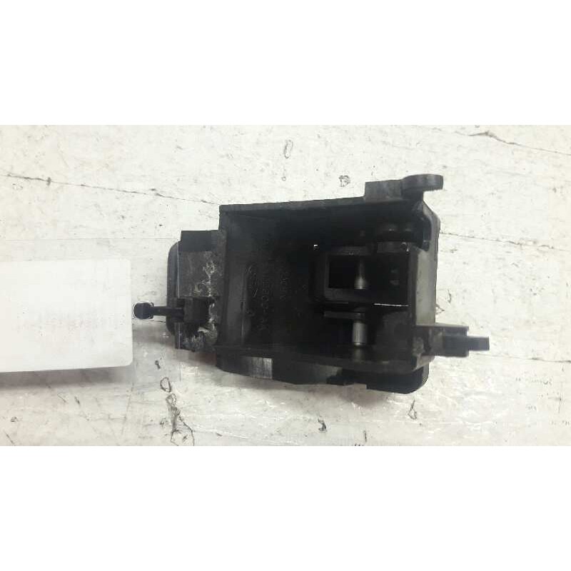 Recambio de maneta interior trasera derecha para ford fiesta berl./courier surf referencia OEM IAM 89FBA22600AA - Blanco 2