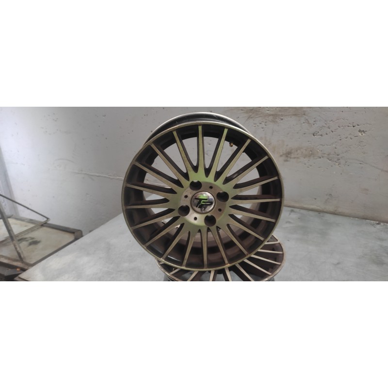 Recambio de juego llantas para opel corsa c blue line referencia OEM IAM  14 X 6.0JJ ET38 14''-4 TORNILLOS - Blanco 10