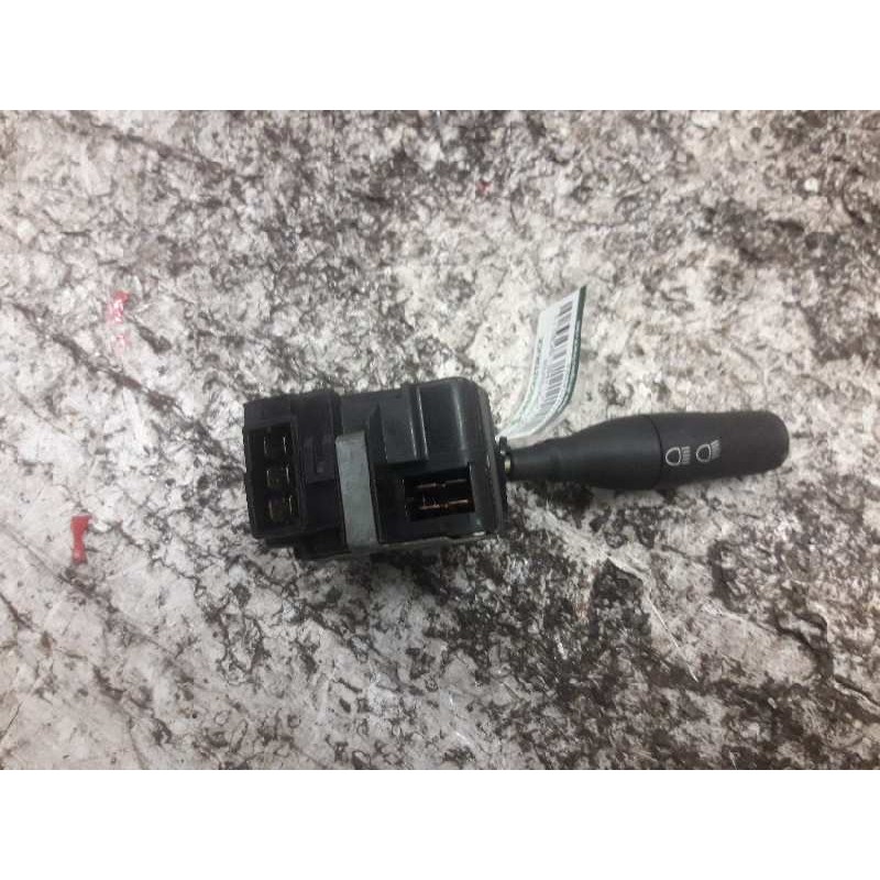 Recambio de mando intermitentes para renault clio ii fase i (b/cbo) 1.2 referencia OEM IAM 2