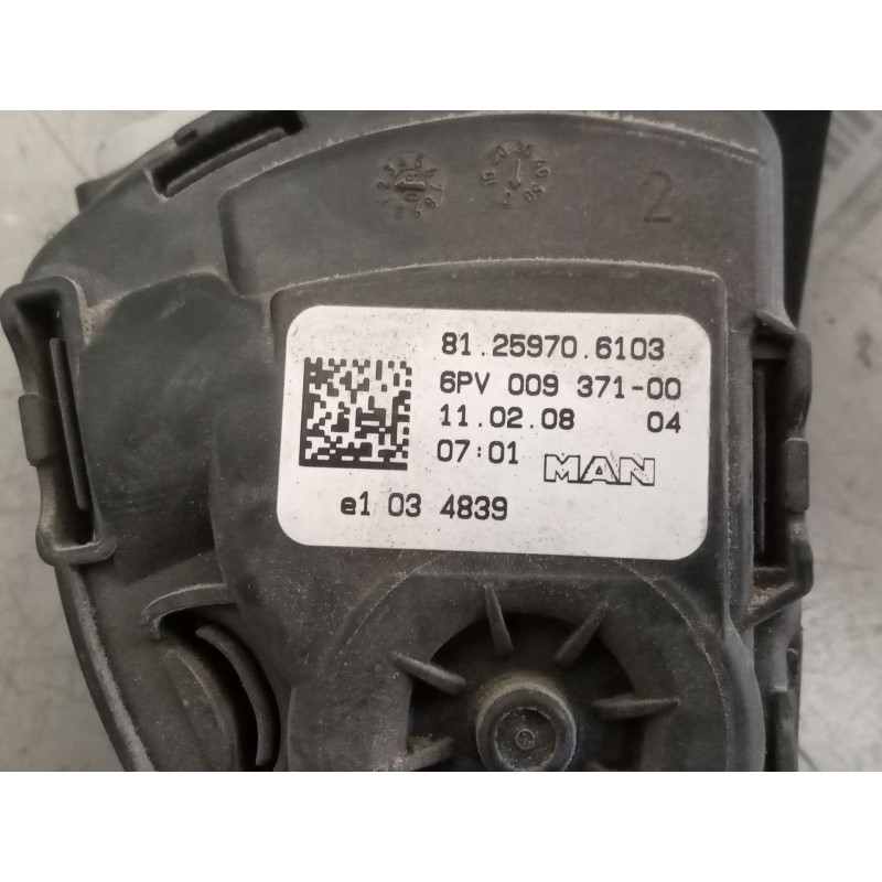 Recambio de pedal acelerador para man tgx 18.440 12.4 diesel referencia OEM IAM 81259706103 5