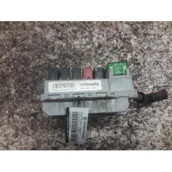 Recambio de caja reles / fusibles para fiat ducato furgoneta (244_) 2.3 jtd referencia OEM IAM 1332044080  