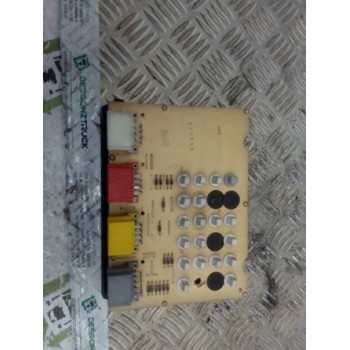 Recambio de cuadro instrumentos para renault 430 magnum e2 12.0 diesel referencia OEM IAM 5010293997  