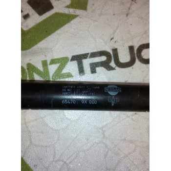 Recambio de bombin calandra para nissan trucks atleon atleon 150.21 referencia OEM IAM 654709X000  