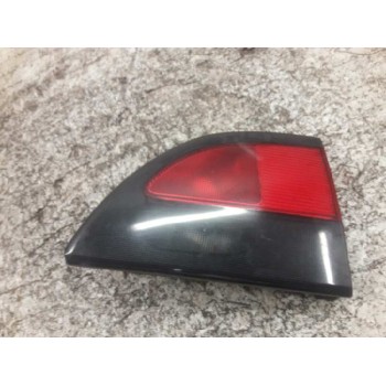 PILOTO TRASERO IZQUIERDO MALETERO 