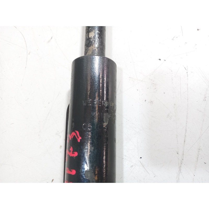 Recambio de brazo elevacion cabina para man tg - l 12.210 4.6 diesel referencia OEM IAM 85417236031 - Blanco 4
