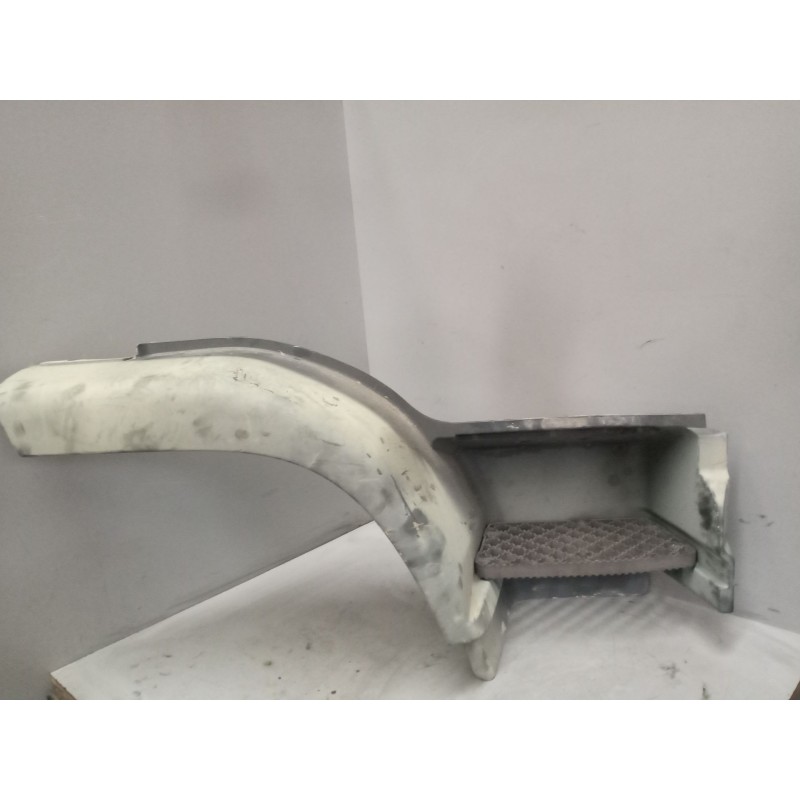 Recambio de paso rueda delantero derecho para iveco eurocargo 05.03  fg 75 e larga distancia referencia OEM IAM 504039204  