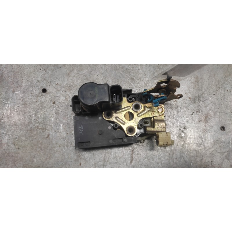 Recambio de cerradura puerta delantera derecha para chevrolet lacetti cdx referencia OEM IAM - Gris 2