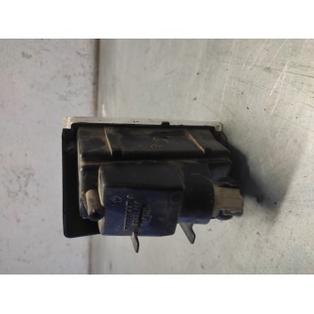 Recambio de piloto delantero izquierdo para iveco trucks eurostar ld 190 e 38 p (375cv) referencia OEM IAM 35431747  