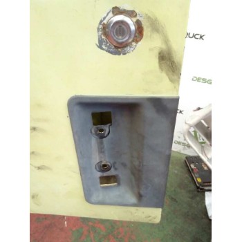 Recambio de puerta delantera izquierda para nissan trucks l35.08 ...... referencia OEM IAM   