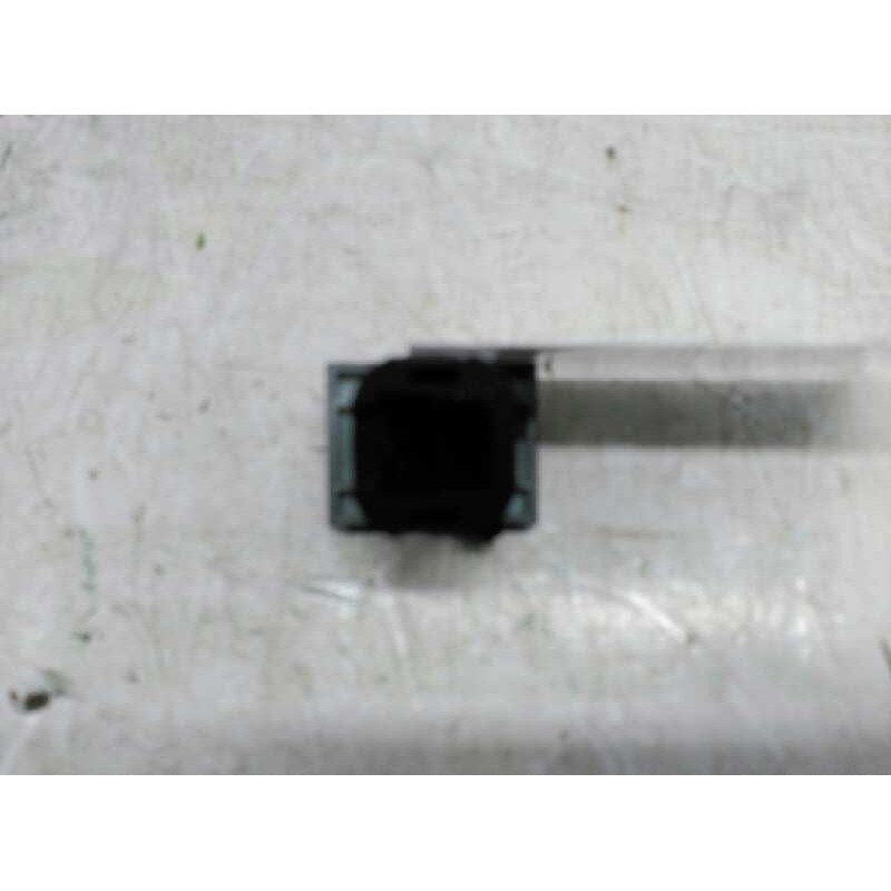 Recambio de boton antivaho para ford focus berlina (cap) ambiente (d) referencia OEM IAM 3M5T18C621AD - Rojo 2