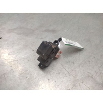 MANDO ELEVALUNAS DELANTERO DERECHO 6 PINS 