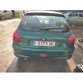 PEUGEOT 206 BERLINA
