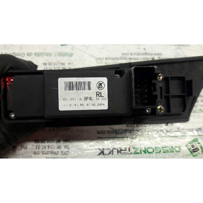 Recambio de mando elevalunas delantero derecho para mazda 3 berlina (bk) 1.6 crdt active referencia OEM IAM - Negro 4
