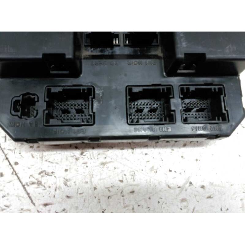 Recambio de caja reles / fusibles para peugeot 307 (s1) xr clim plus referencia OEM IAM 96511978080 BSI - Blanco 2