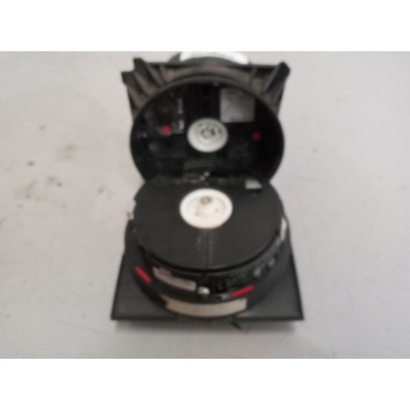 Recambio de tacografo para scania serie 4 (p/r 144 l) 14.2 diesel referencia OEM IAM 131826 1369954 3809571 - Blanco 3