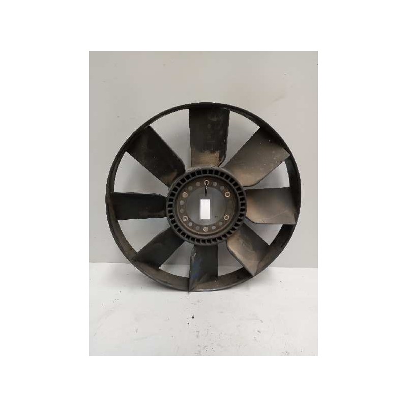 Recambio de ventilador viscoso motor para iveco eurocargo tector 5.9 diesel referencia OEM IAM 504029737  PALAS VENTILADOR - Blanco 2