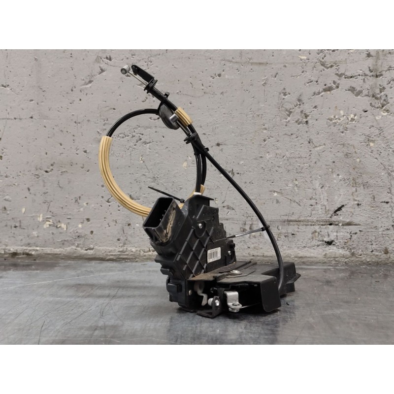 Recambio de cerradura puerta delantera izquierda para ford focus lim. (cb4) titanium referencia OEM IAM 3M5AR21813ET  