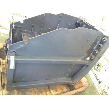 Recambio de soporte bateria para renault premium route 2006 fas 4x2 larga distancia referencia OEM IAM  CAJON BATERIAS 
