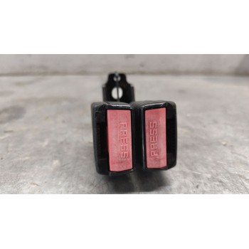ENGANCHE CINTURON TRASERO IZQUIERDO EA09983 