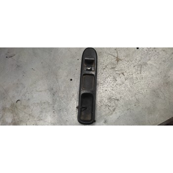 MANDO ELEVALUNAS DELANTERO DERECHO 96351625XT 4 PINS 
