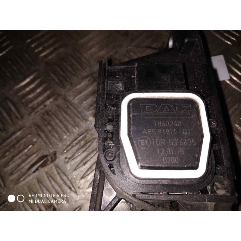 Recambio de pedal acelerador para daf serie xf105.510 fsa 4x2ld space-cab referencia OEM IAM 1860240 - Negro 2