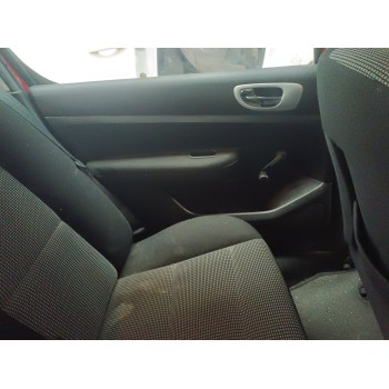 peugeot 307 berlina (s2) del año 2006