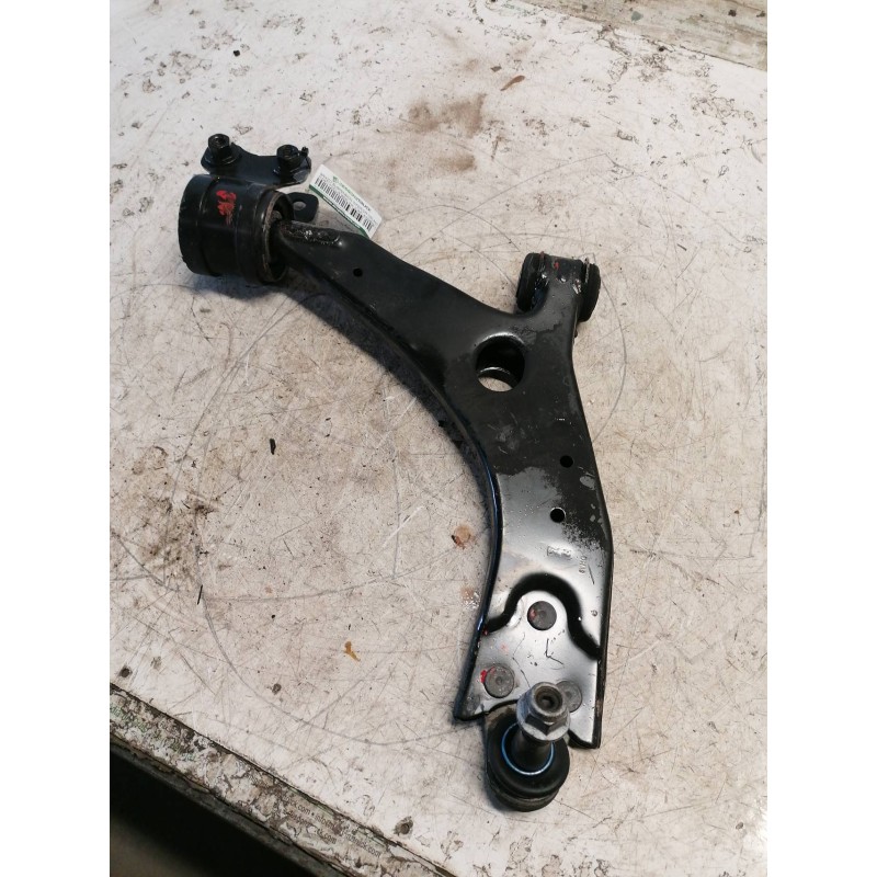Recambio de brazo suspension inferior delantero derecho para ford focus berlina (cap) ambiente (d) referencia OEM IAM   
